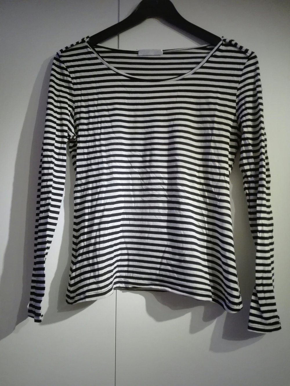 gestreiftes Shirt