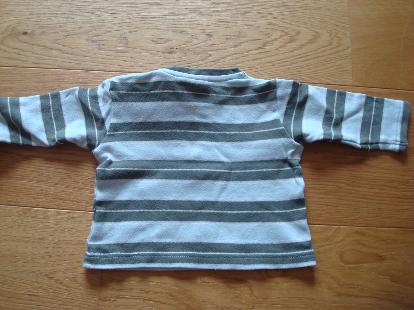dünner Pullover