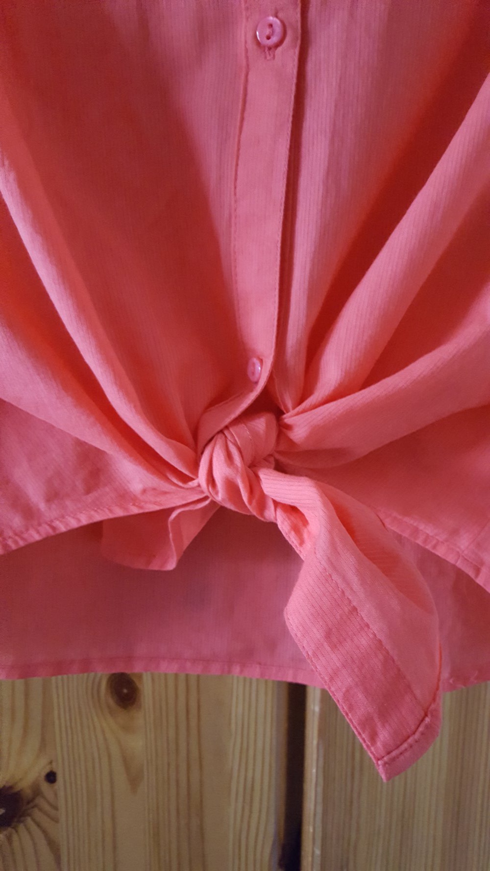 Mango Bluse mit Knoten