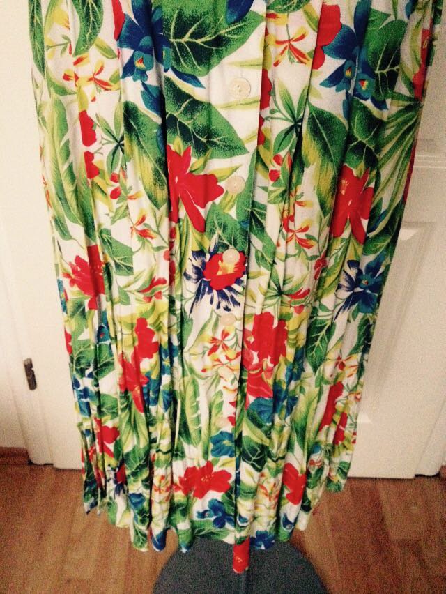 Blümchen Exclusives Design Maxikleid 