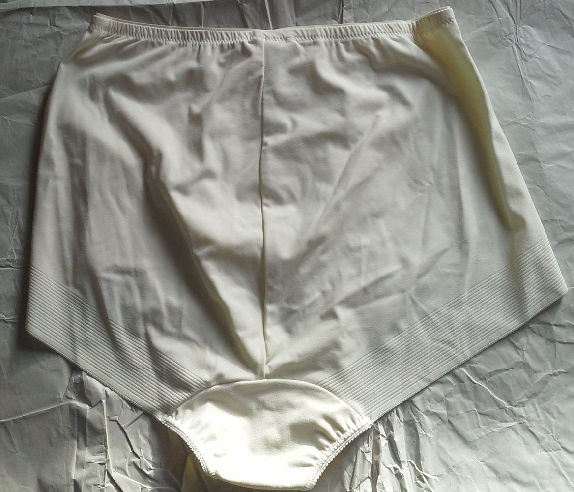 Ulla Dessous, (Set) Tailienslip 85, neuware, cremefarben