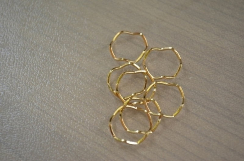 Mehrere goldene Ringe