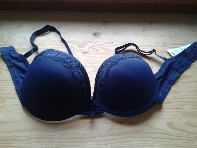 blauer BH