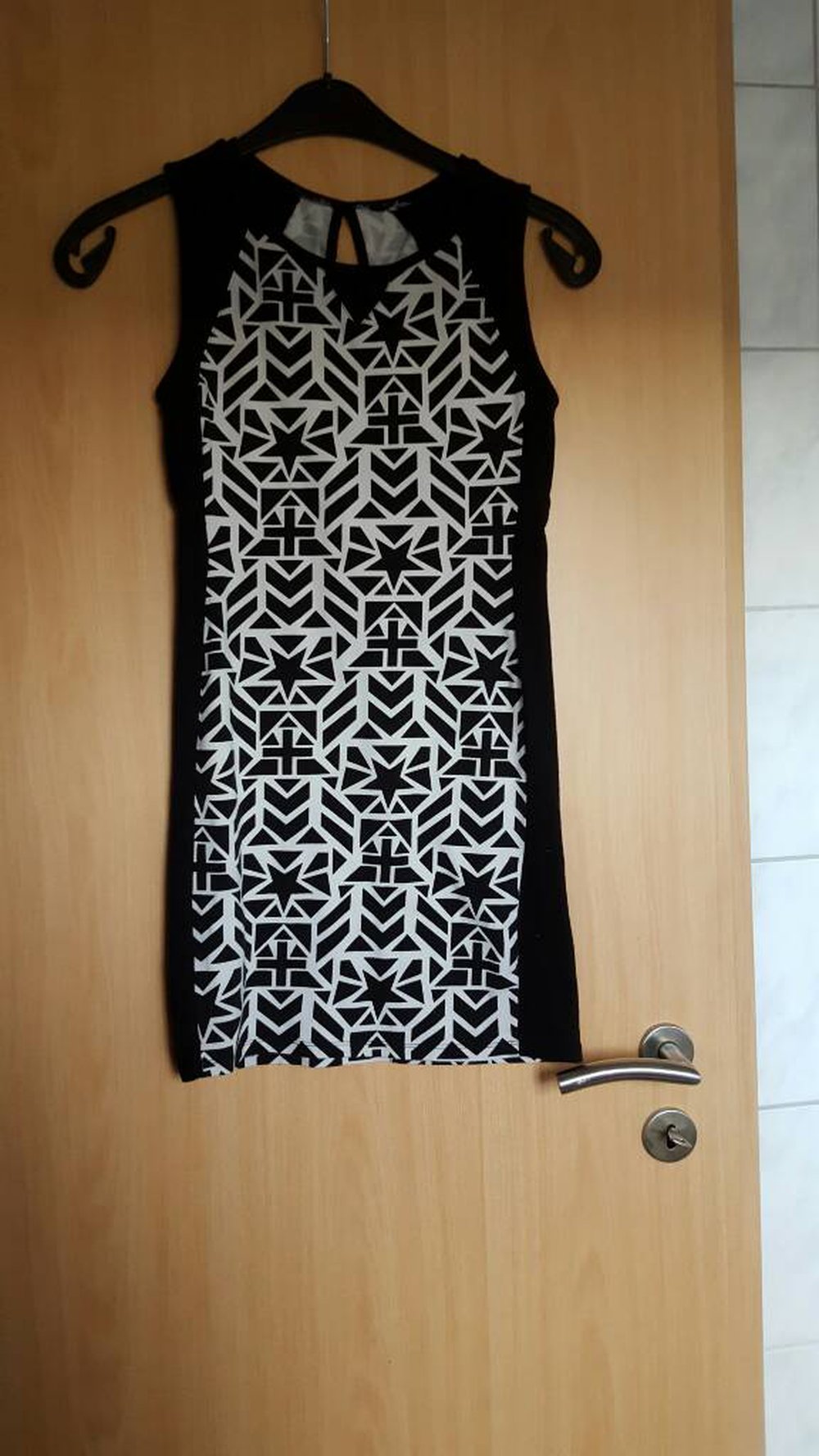 körperbetont es Kleid