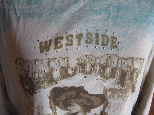 *** Mega Shirt mit Nieten ***
