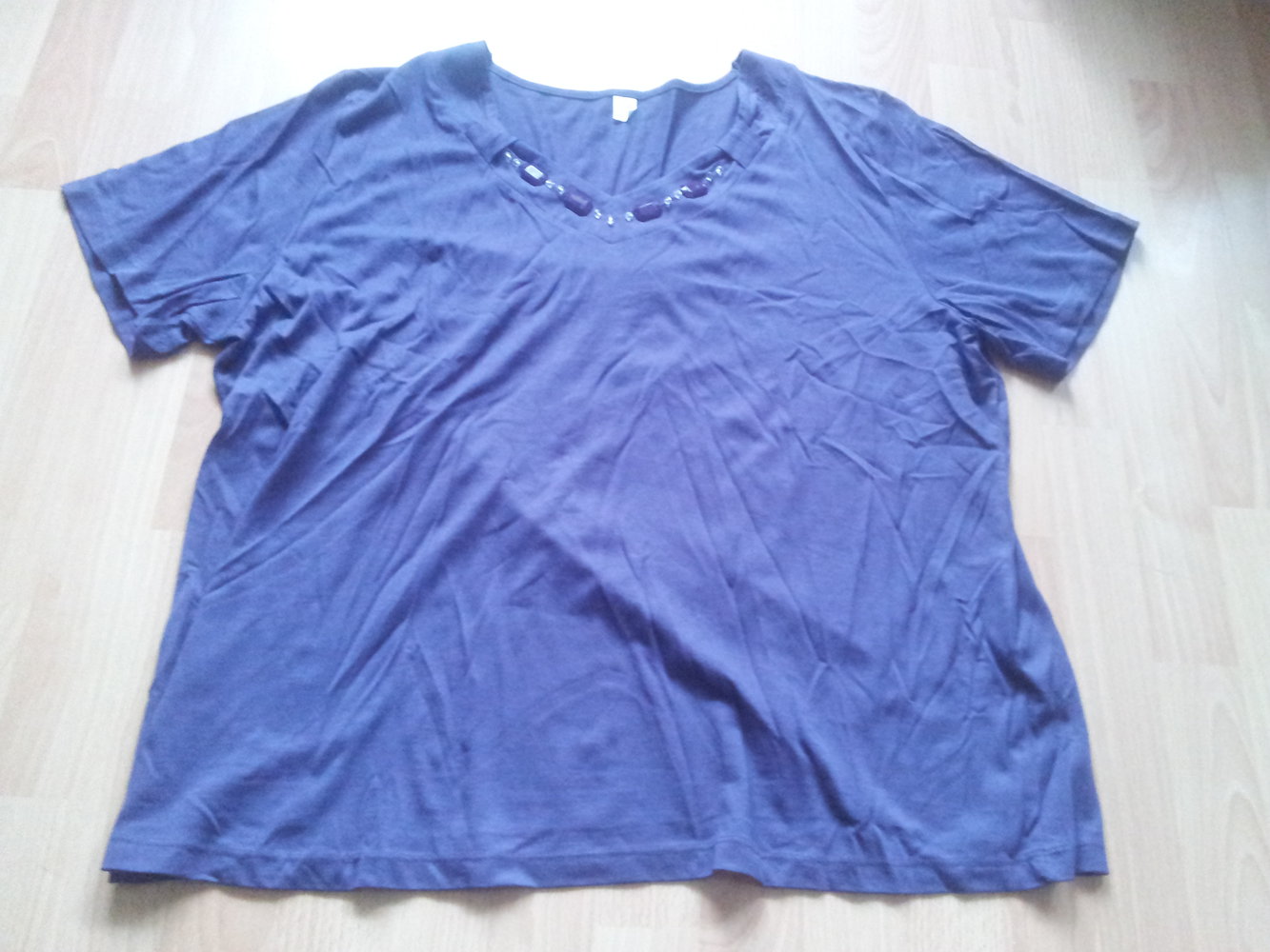  Shirt lila Gr. 52 Steine Perlen