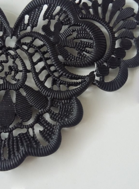 schwarze Statement-Kette 