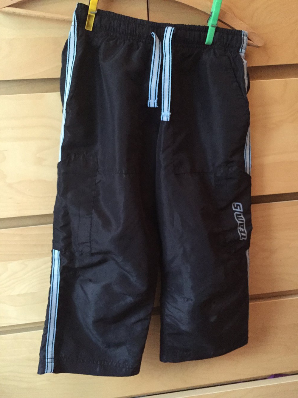 lange sporthose in Schwarz