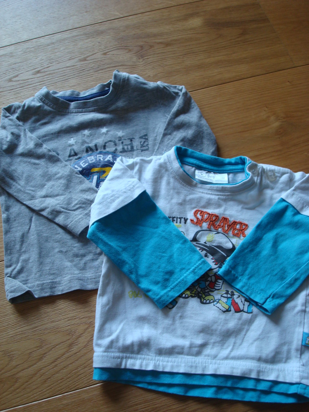 2 Shirts, Langarmshirts für Junge Gr. 74