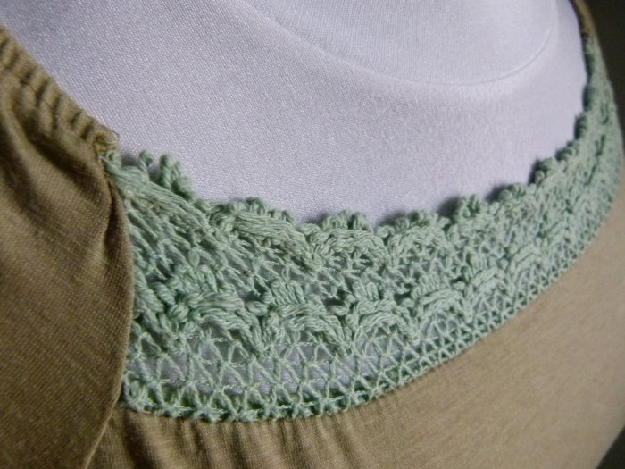Shirt mit Häkelborte, oliv khaki pastellgrün, Boho Mori Lagenlook Goa Festival 
