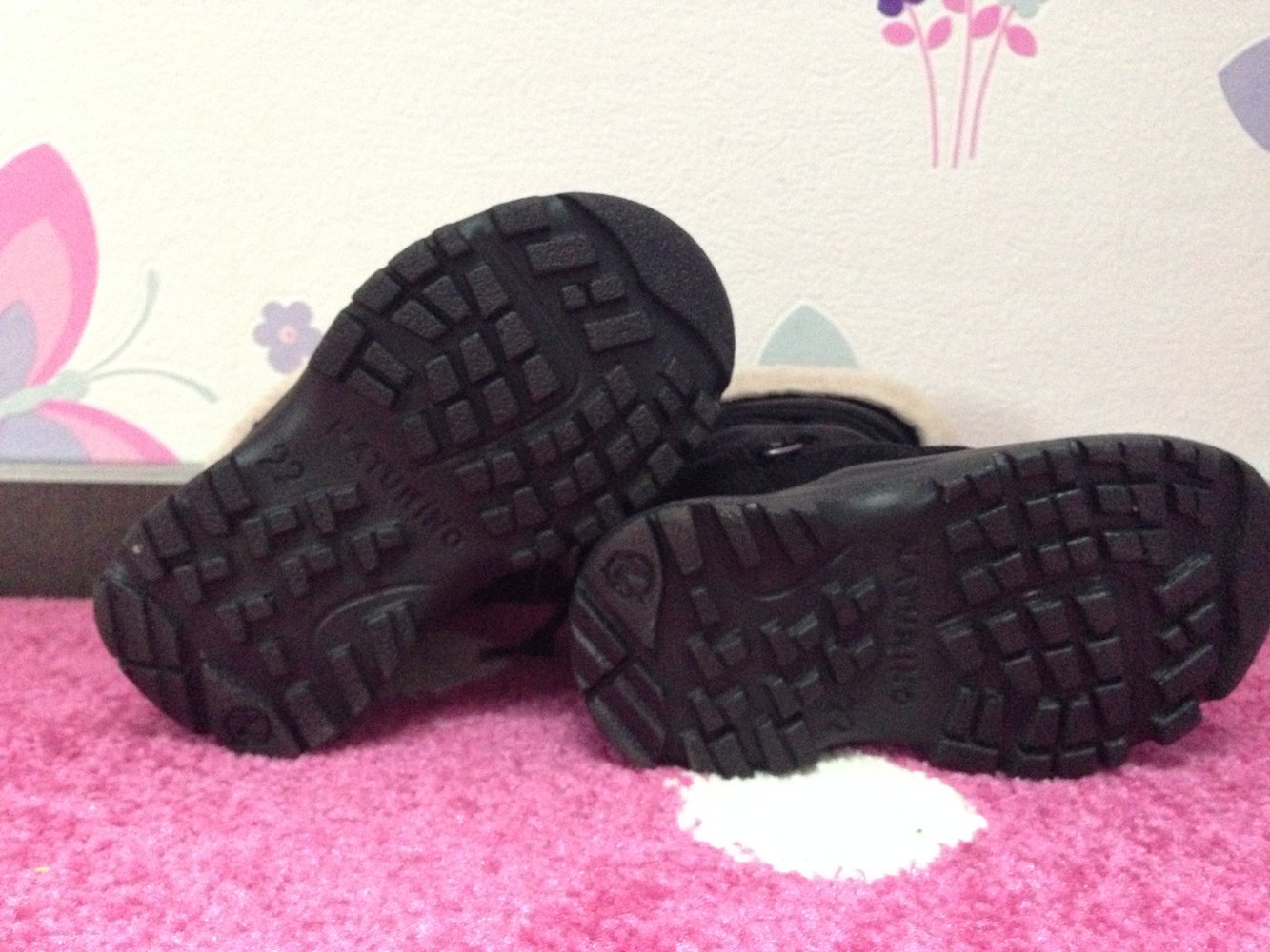 Neue gefütterte warme Winterstiefel Gr. 22 Naturino