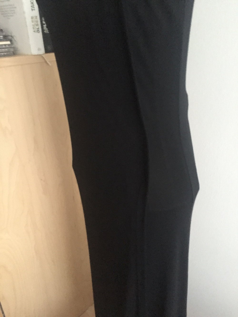 Schwarzes Maxikleid