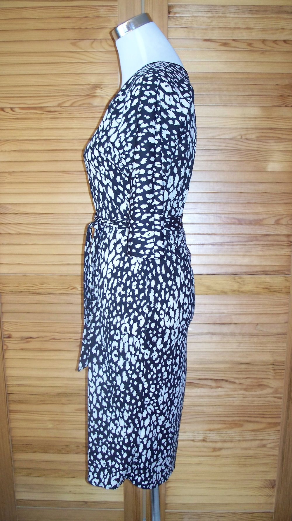 VINTAGE// Knielanges 80er-Kleid gemustert schwarz/ weiß Gr. 36/ 38