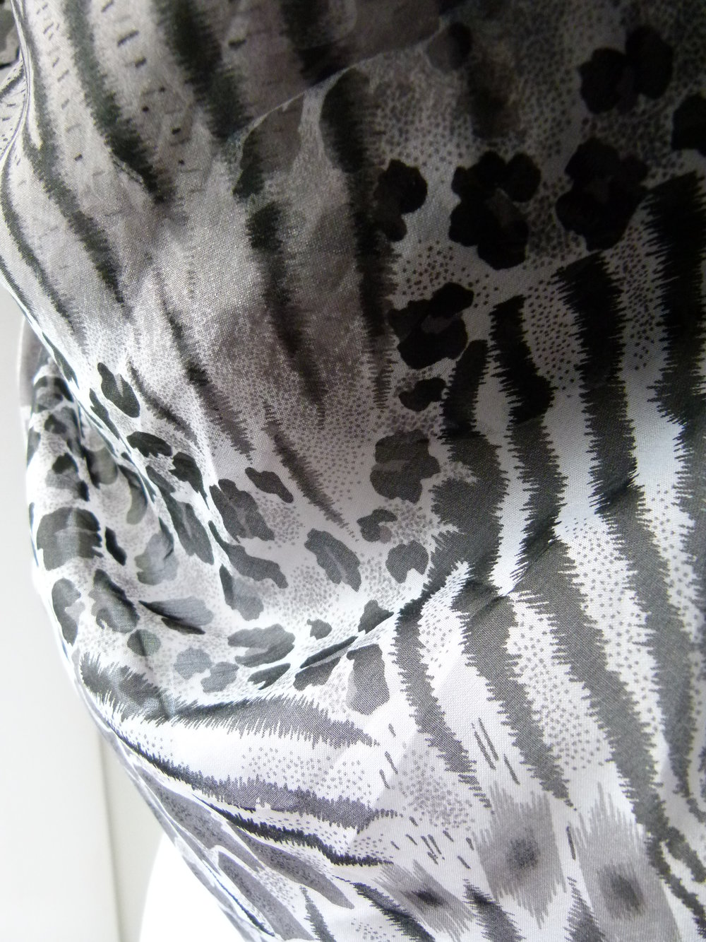 XL Sommer Tuch Pareo, schwarz weiß grau, Afrika Print, Boho Mori Goa Festival Strand