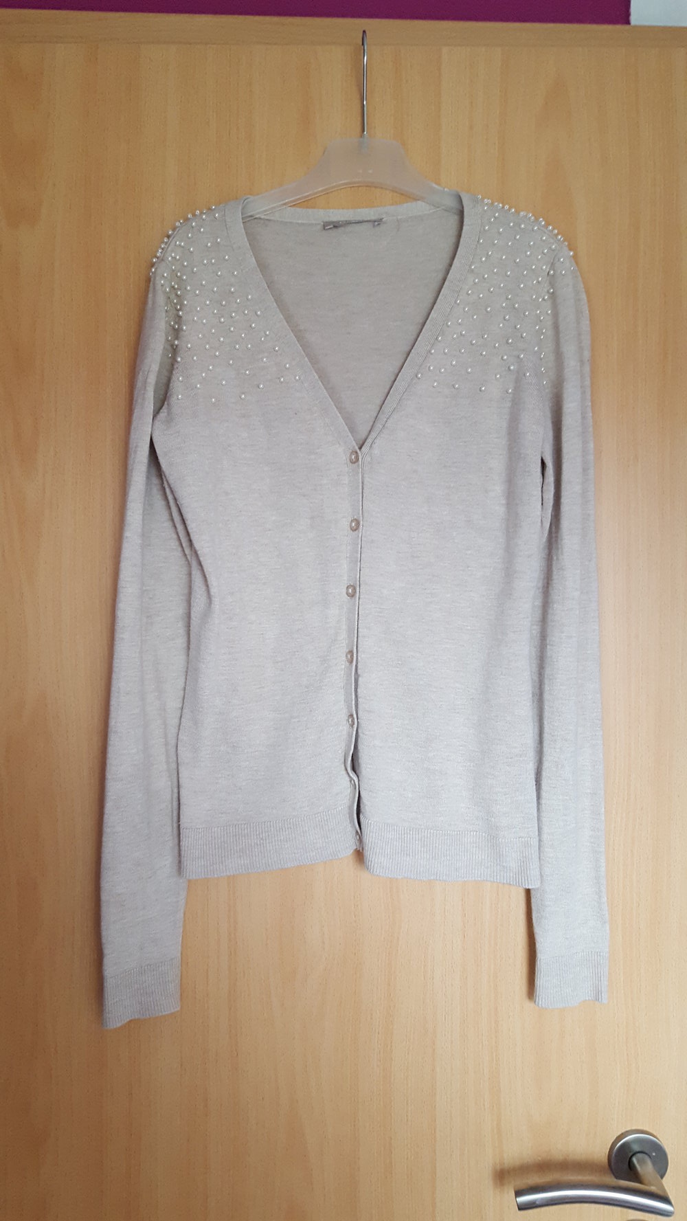 Cardigan mit Perlen