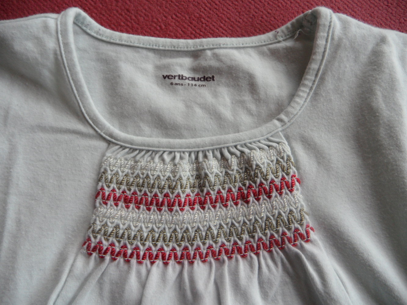 süßes Langarmshirt A-förmig Gr. 110/116