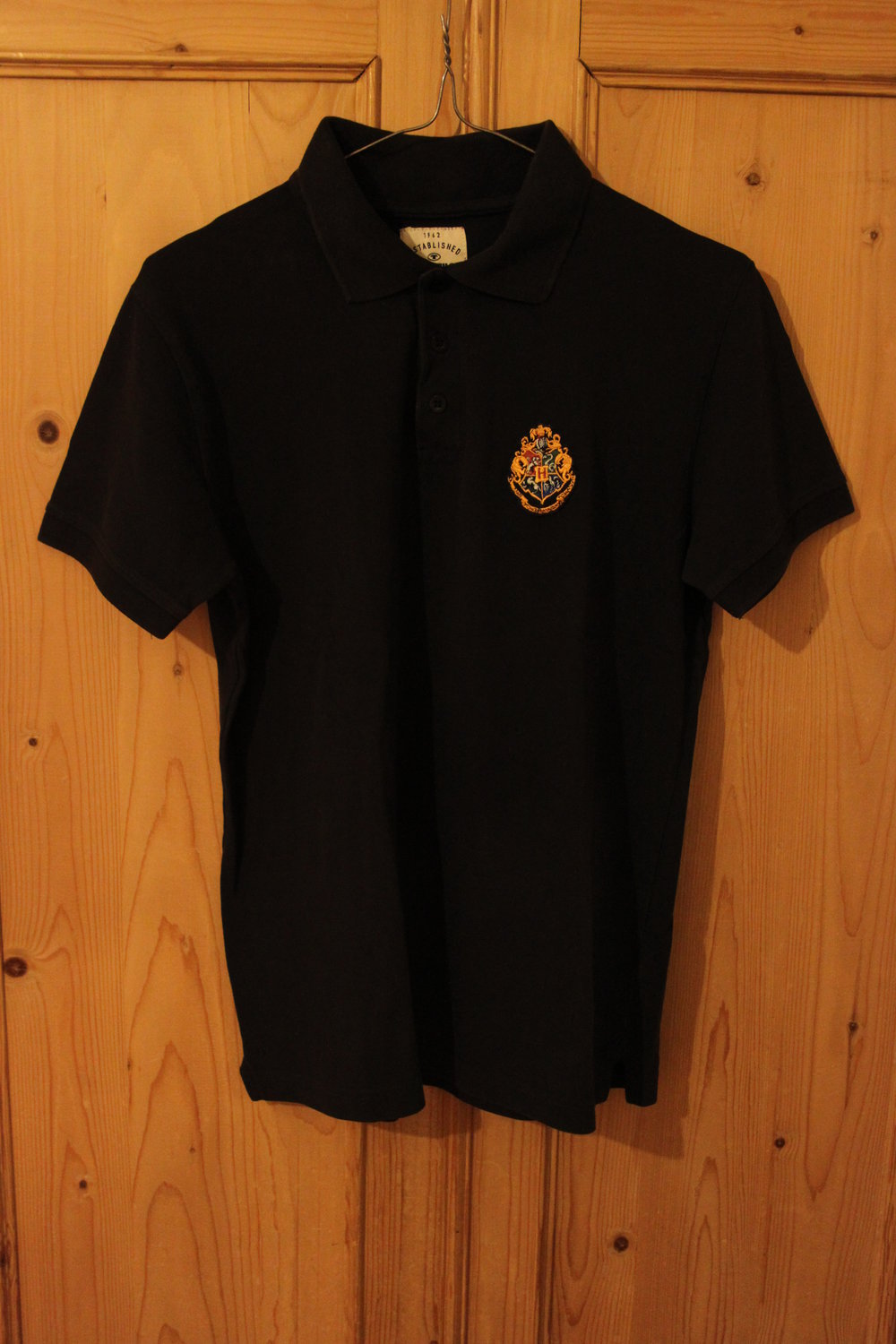 HOGWARTS Poloshirt! Mit Wappenaufnäher Gr. 38/40