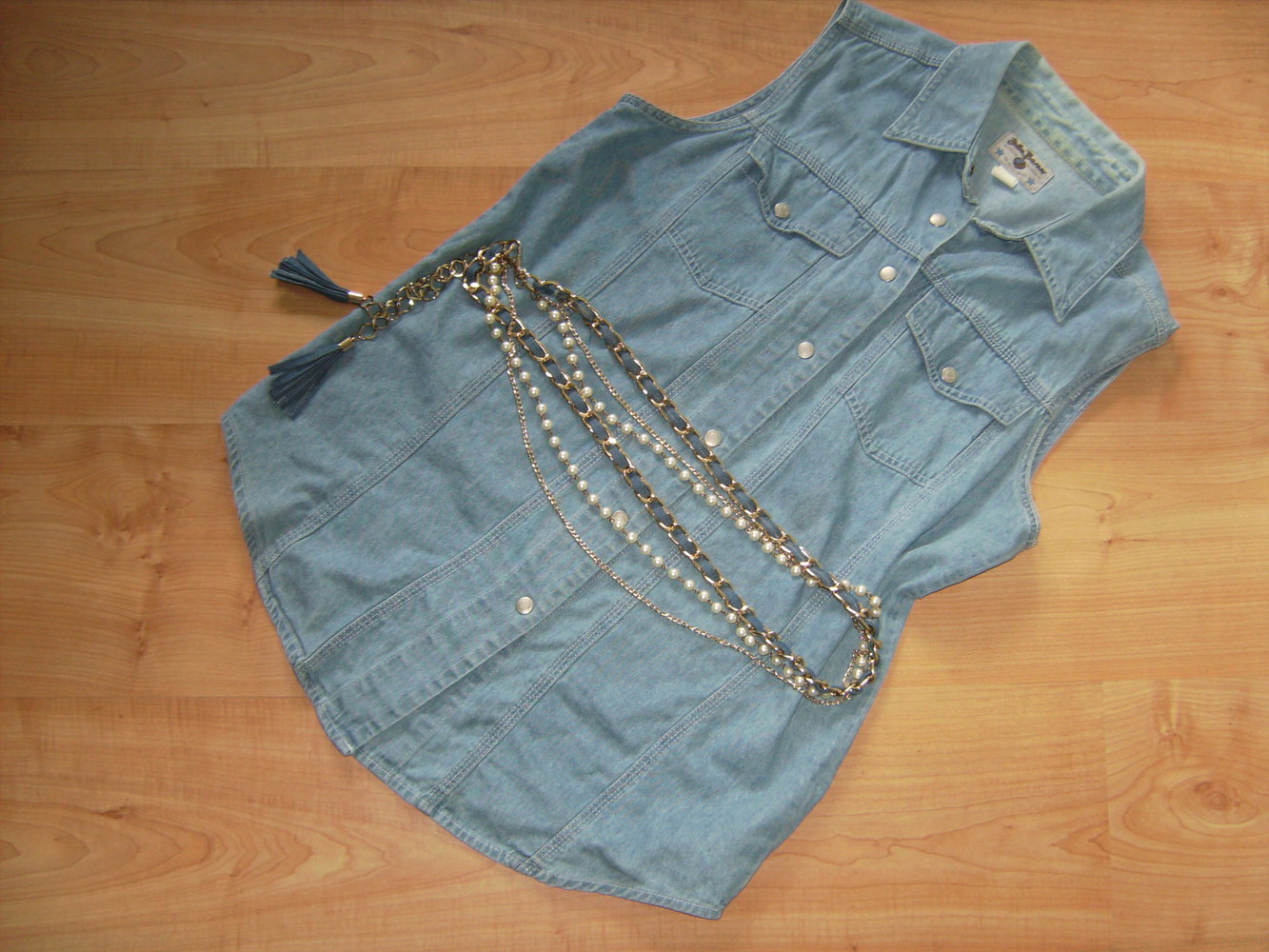 Weste Jeans, Jeansjacke, Oberteil Ärmellos, Gr. M hellblau, Denim Look vielseitig