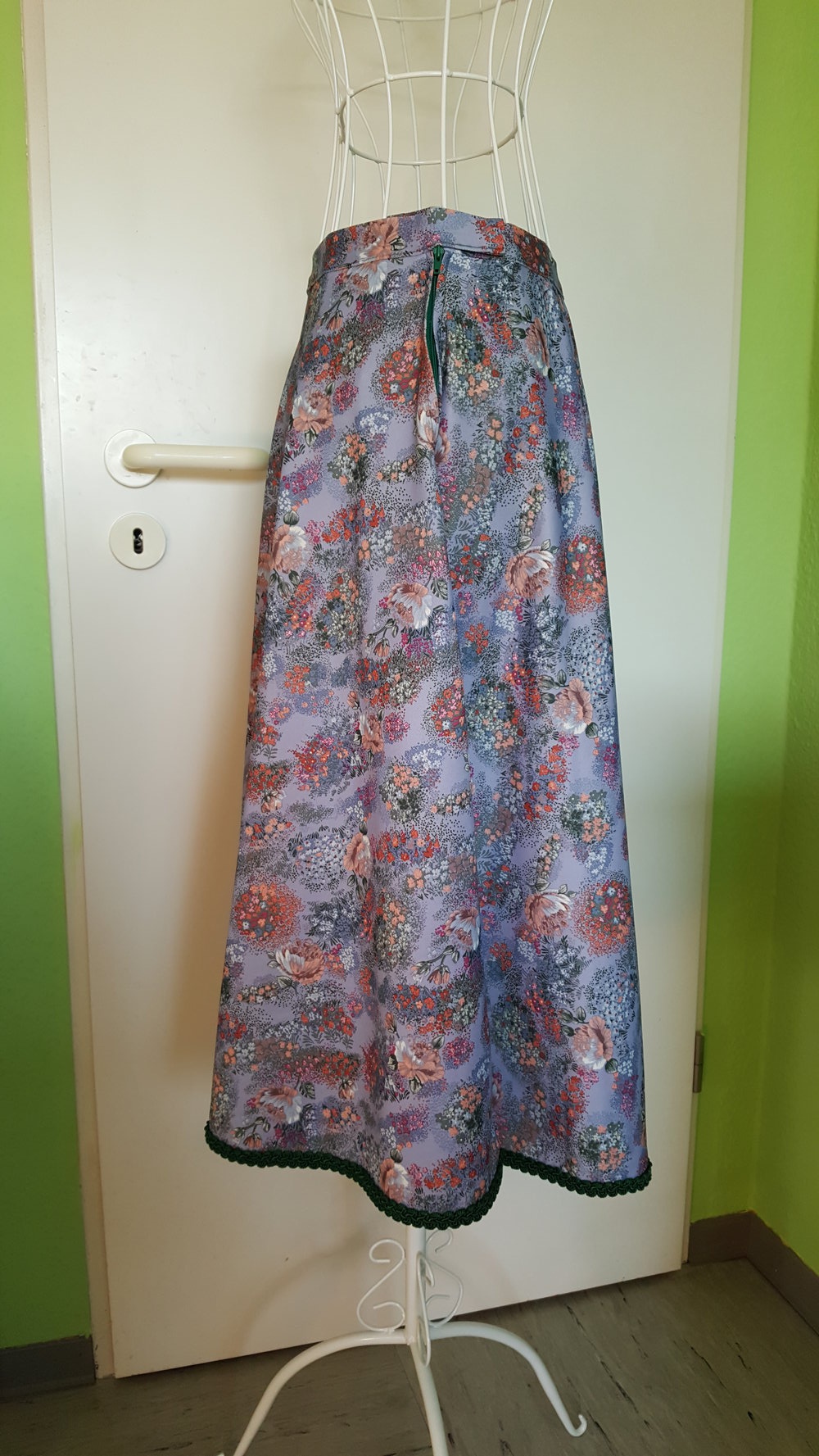 162. Vintage Sommerrock , Gr. 36, blau-bunt