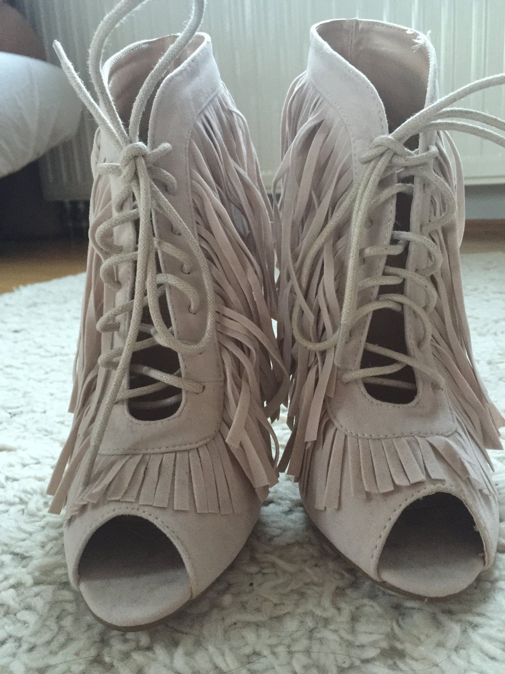 Schnür High Heels, Fransen Heels, Nude, Peep Toes