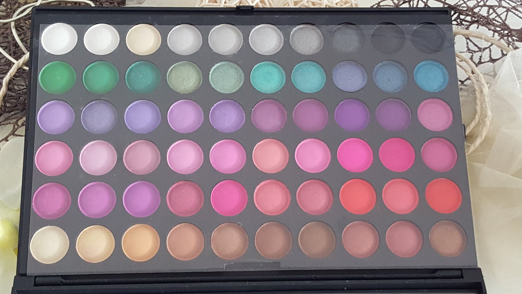 120 Farben Lidschatten Kosmetik Schminke Make-up Neu