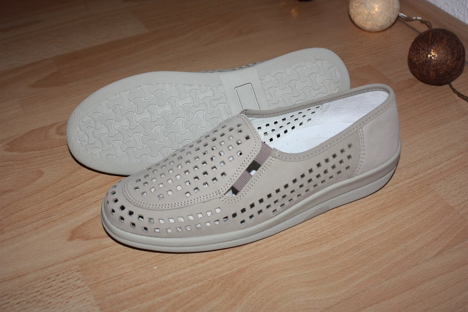 Nie getragene Damen Sommerschuhe, Gr. 40