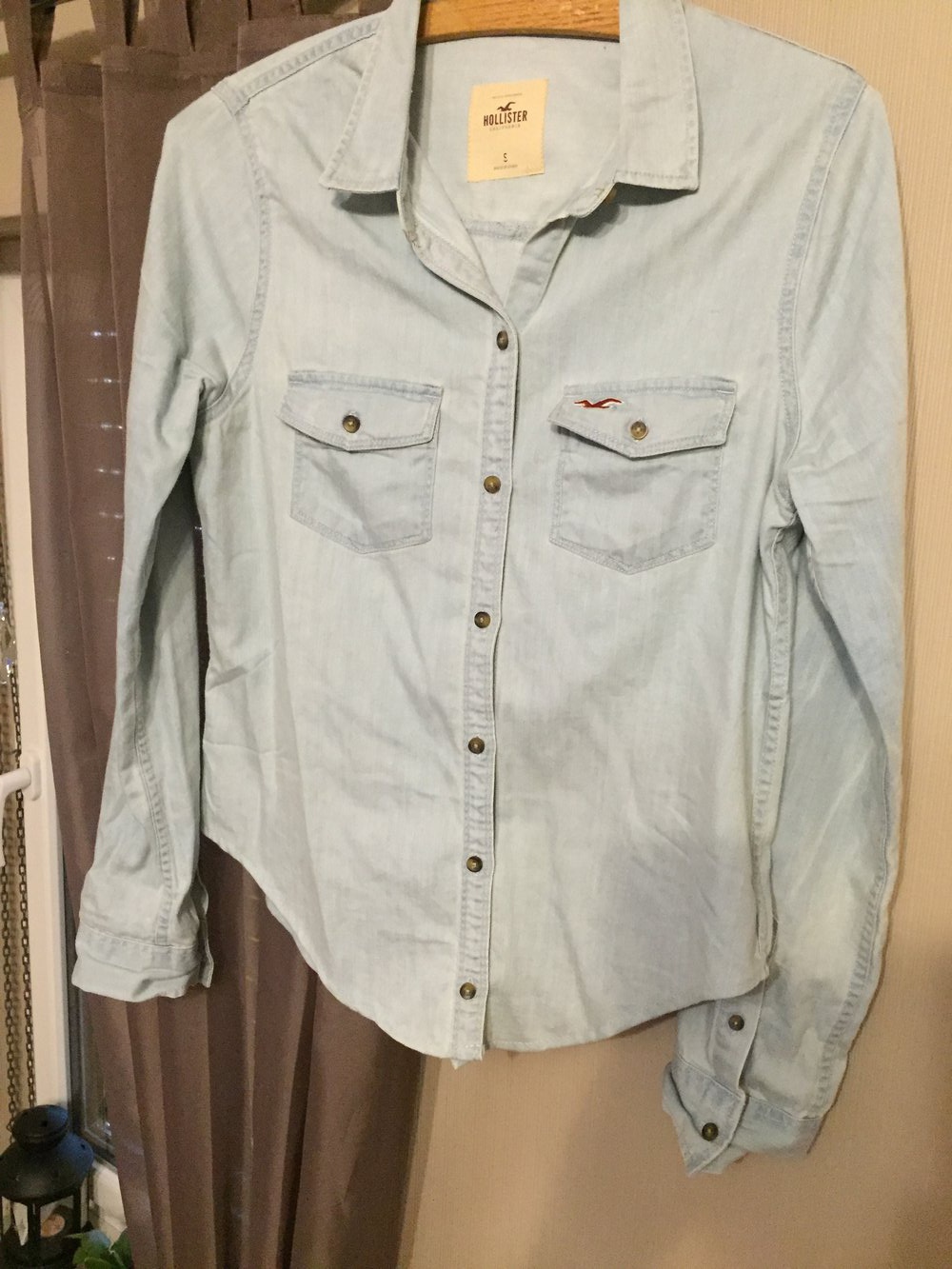 Hollister Jeanshemd Gr.S tolle Farbe für den Sommer:)