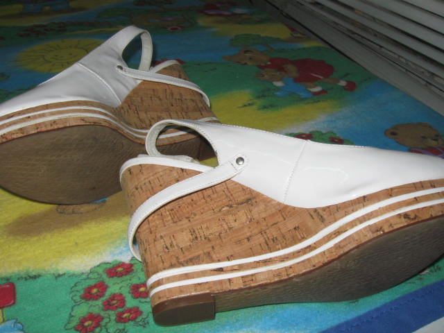 *** Neu ~ Super ~ Bequem ~ Keilabsatz ~ Slingbacks ***