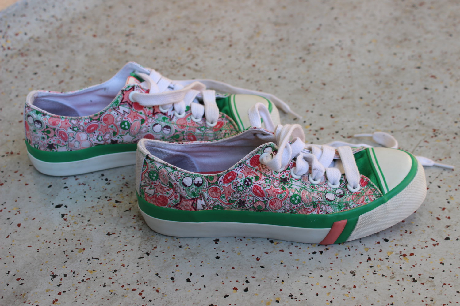 PRO KEDS Royal Kult Sneakers Comic pink grün weiß
