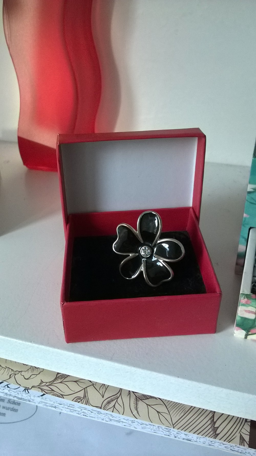 Süßer Blumen-Ring