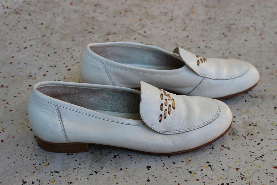 Vintage 70s ORICOSTA Vollleder Echt-Leder Mokassin Loafer Slipper creme offwhite