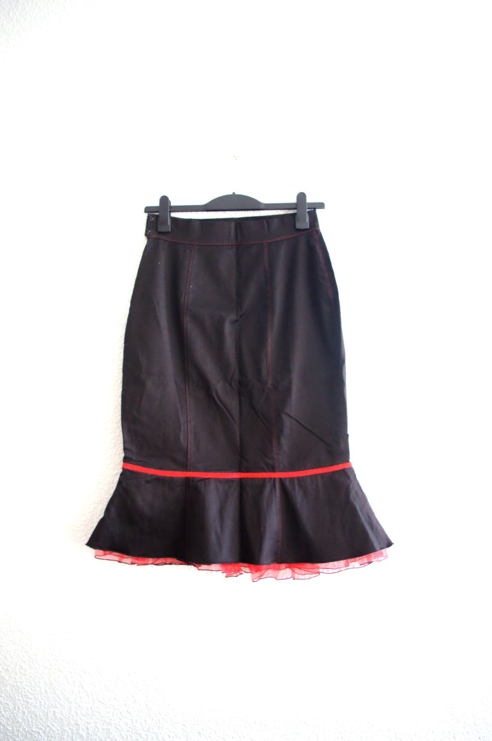Eleganter PinUp Pencilskirt Gr. 42 40 M Fishtail schwarz Kirschenapplikation BNWOT