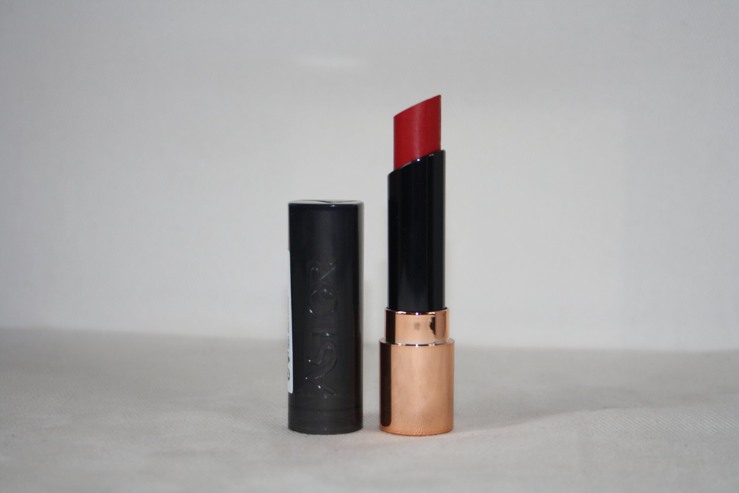 * Astor Perfect Stay Fabulous Lipstick 204 Favorite Berry