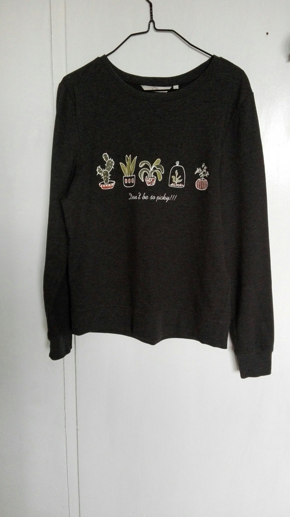 Sweatshirt
