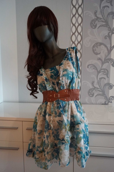 Blau Weißes Kleid mit Rüschen ausgez. 42 evtl. 40 L XL