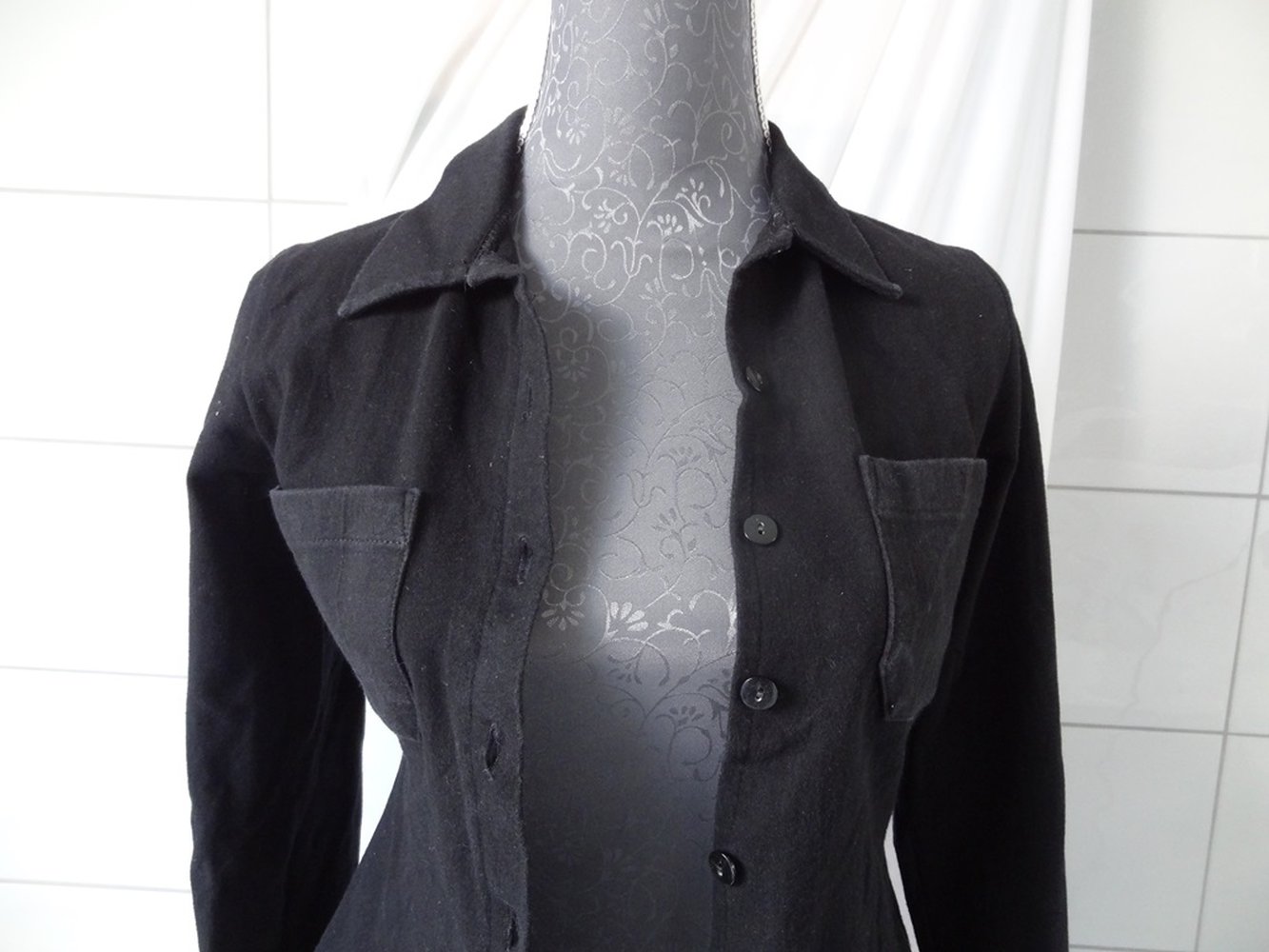 Schöner schwarzer Blazer in Gr. 158