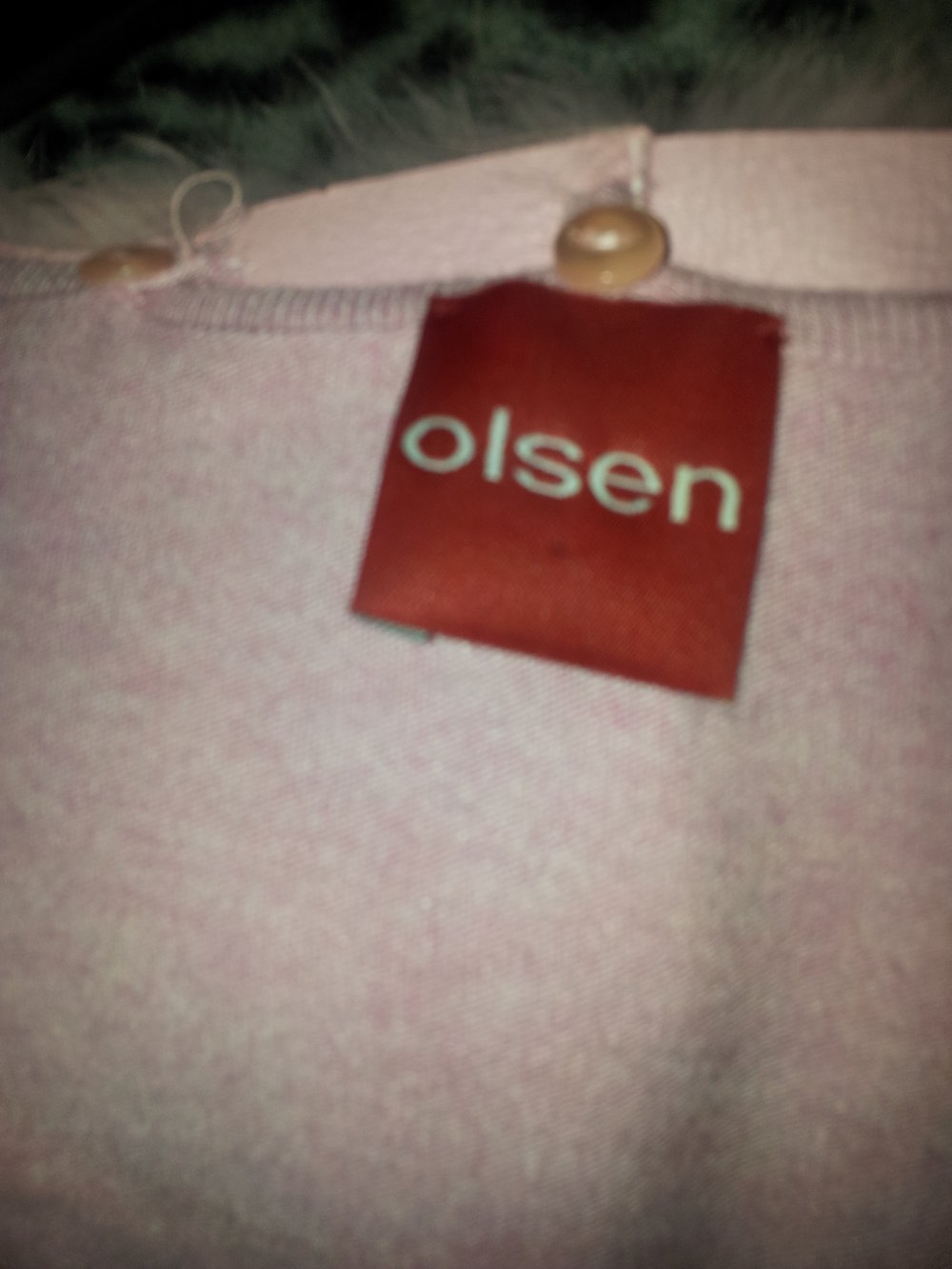 Rosa Pullover mit wunderschönem Fellkragen, tolles Material, sehr weich