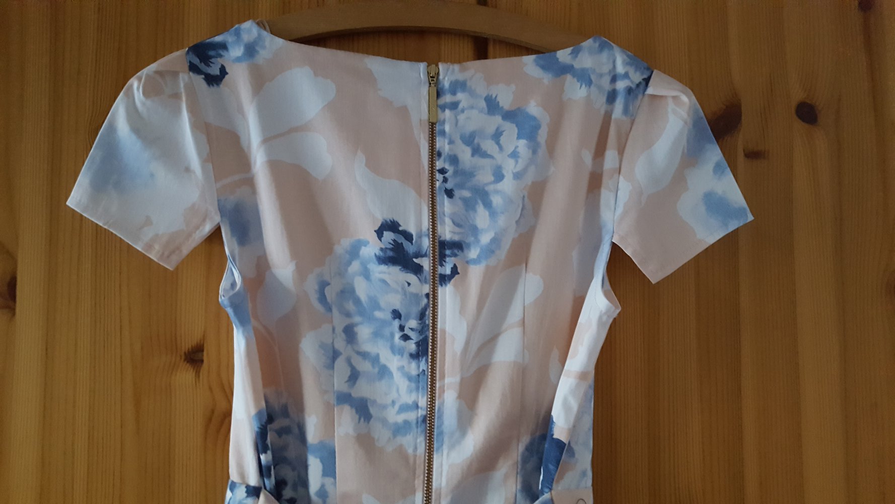 Neues Closet Kleid 