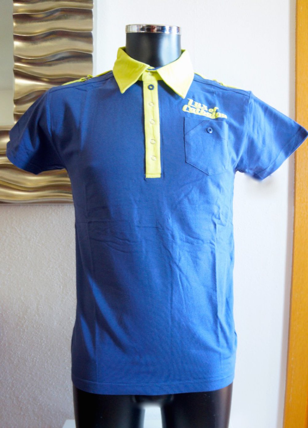 Tolles Polo Shirt in herrlichem Blau und Neon Gelb Größe M
