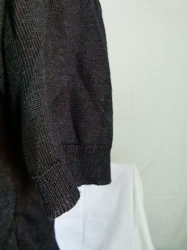 Kurzarm Jacke, Jäckchen, Feinstrick, schwarz, aus den 70ern, True Vintage Retro 70s Gothic Goa Festival Hippie Mori