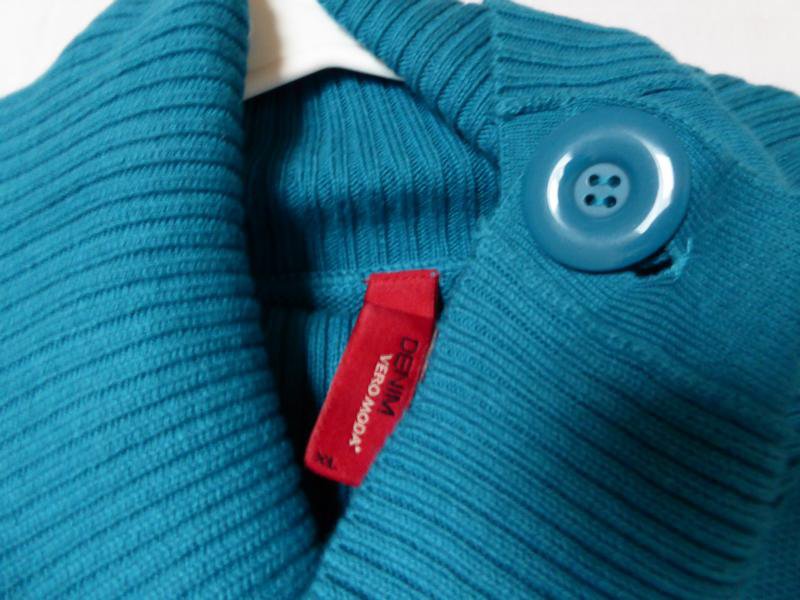 NEU: Blauer Halbarm-Rollkragen-Pullover von Vero Moda