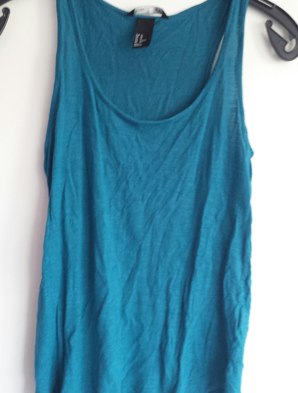 Blaues Top