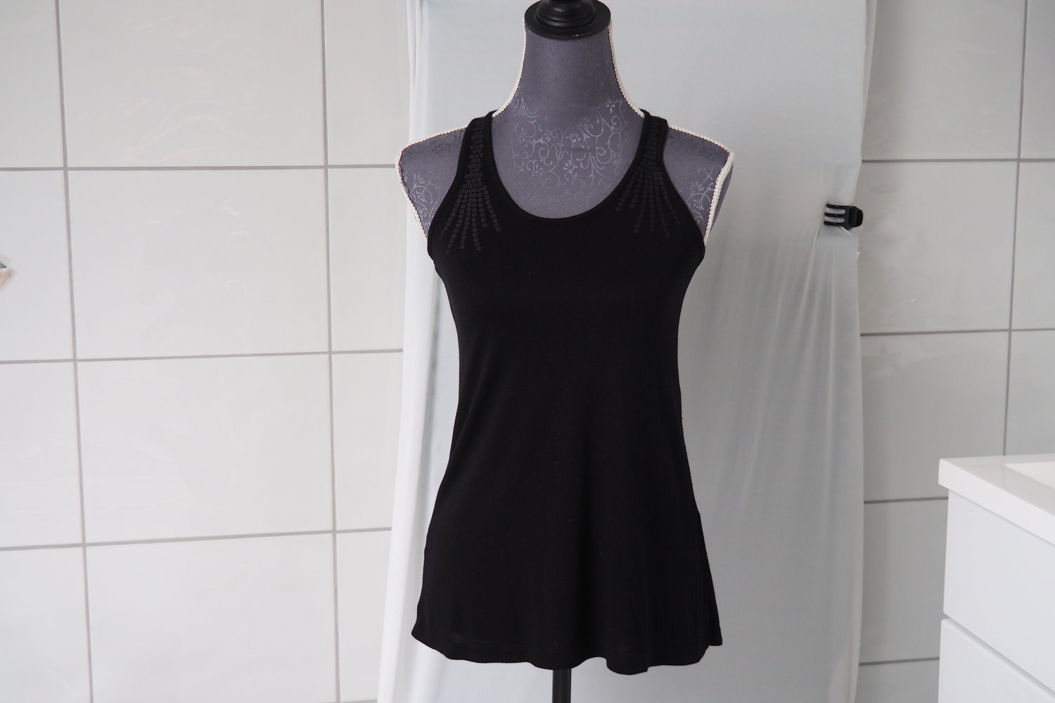 schwarzes pailletten Top 