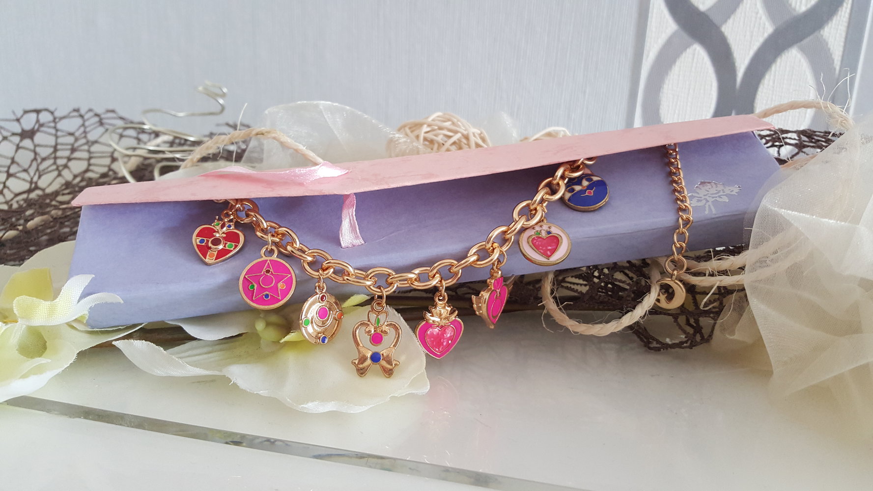 Sailor Moon Armband Kettchen 8 / 9 Anhängern Nostalgie Herz Luna P Verwandlungsbroschen Cosplay