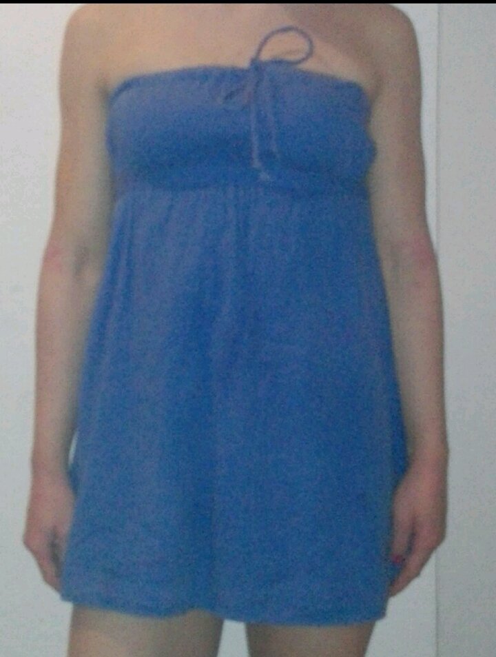 Schulterfreies Kleid Größe M