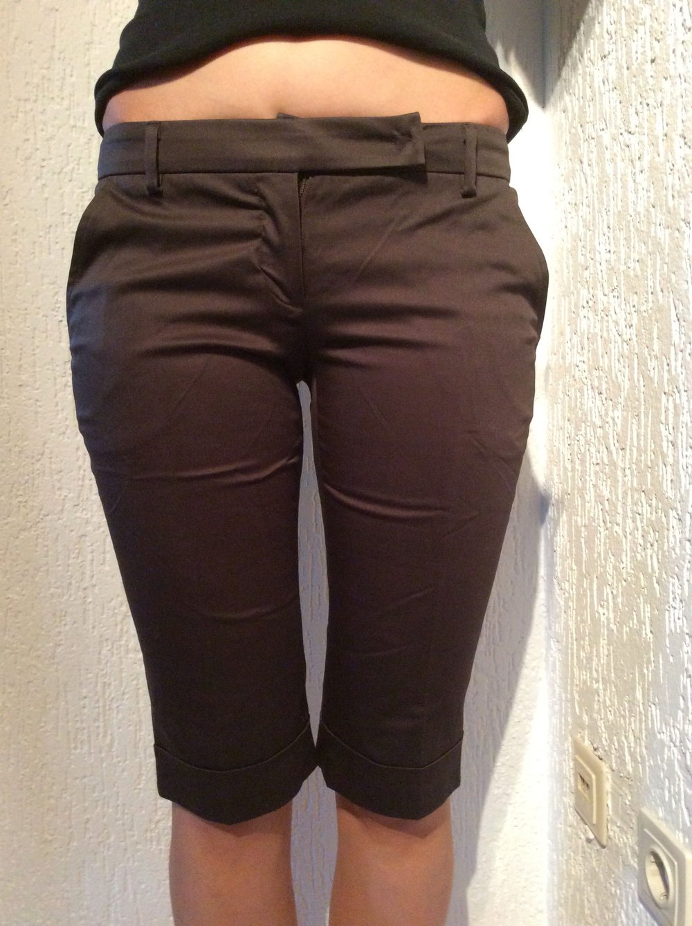 Richmond Short kurze Hose neu dunkelbraun Größe 36