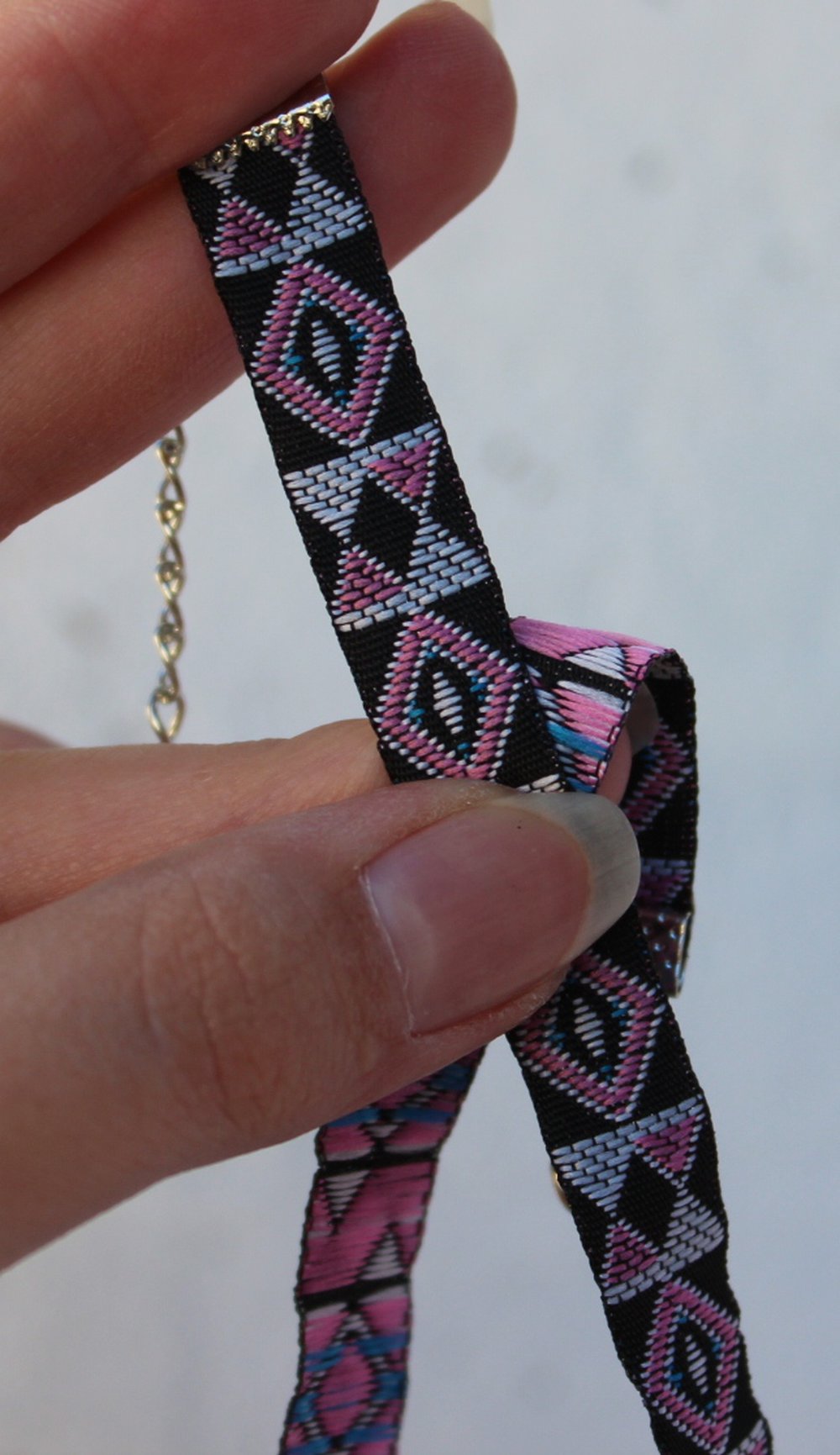 neue schwarz weiß rosa blaue Choker Halskette, Borte, Tribal Muster