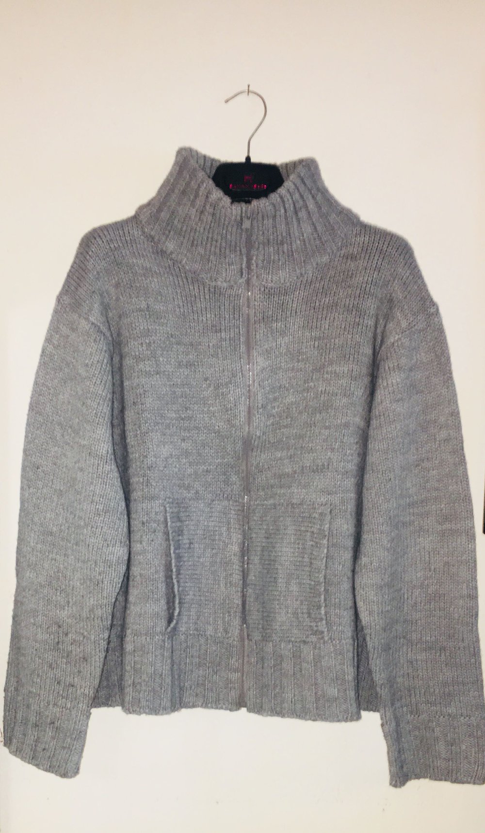 Wollpullover/ Strickjacke 