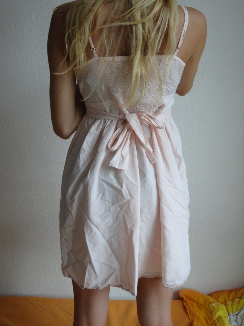 Hübsches Hell Rosa Kleid