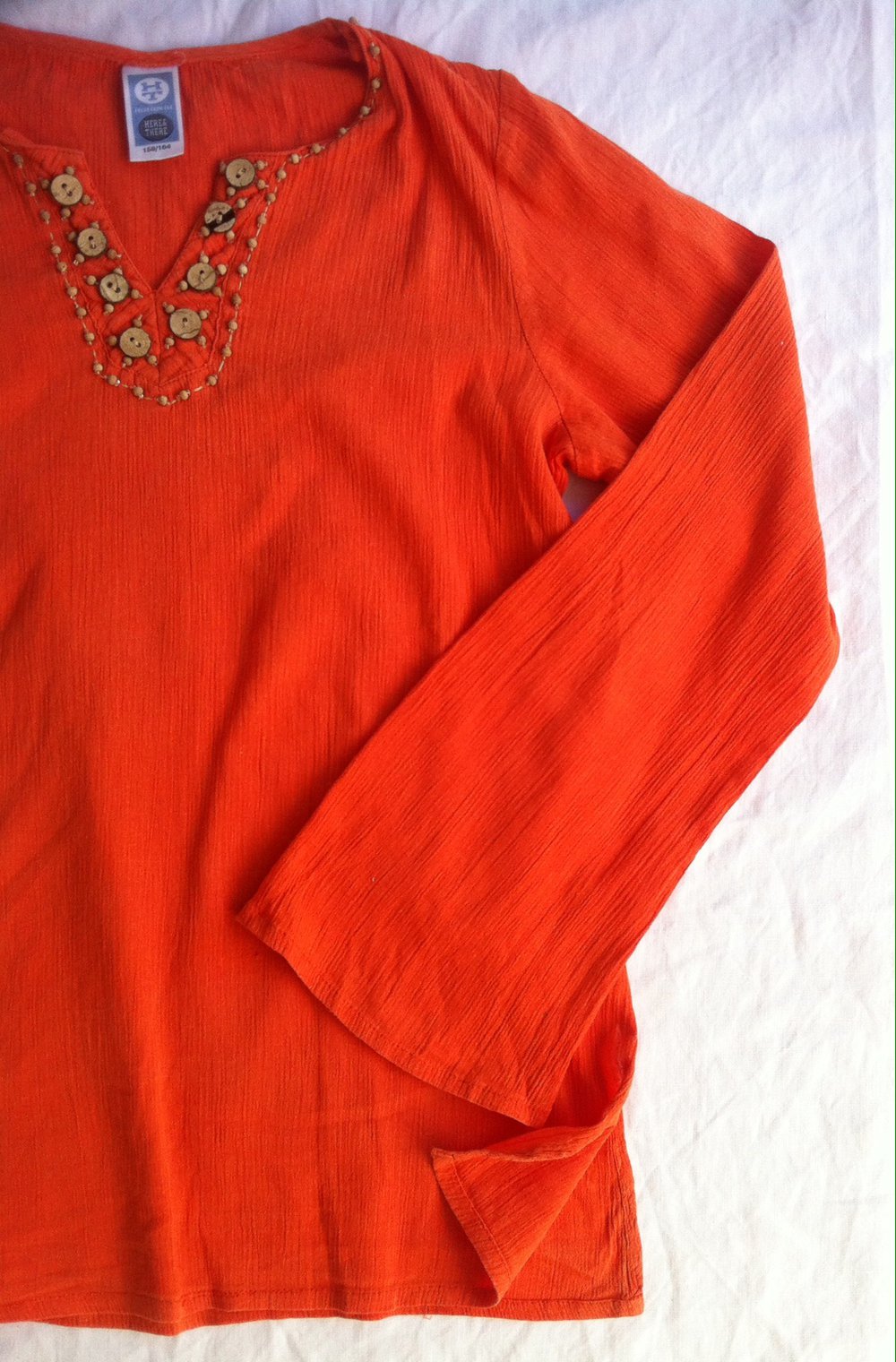 Bluse orange hippie Trompetenärmel Holzperlen bestickt 